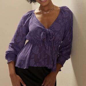 Mi Ami (Francesca’s) Tracy Tie Front Blouse!!